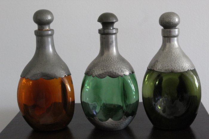 zeister pewter - Daalderop KMD - 水瓶 (3) - 玻璃（彩色玻璃）, 錫