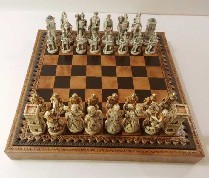 Nigri, Italien - Juego de ajedrez, Juego de ajedrez (1) - Cuero y Almar - Alabastro, Mamor