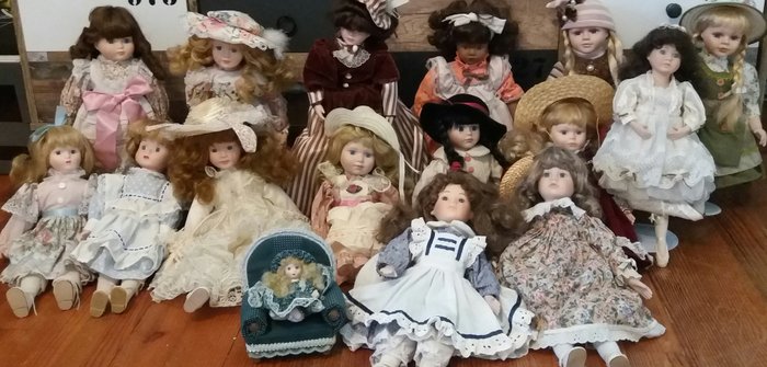 sans - Αρχαίες κούκλες από πορσελάνη - Γαλλία