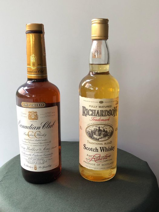 Canadian Club 1985 & Richardson Scotch Whisky - b. 1990-luku - 70cl - 2 pullojen