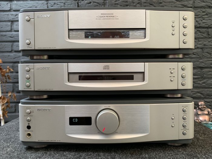 Sony - TA-VF1 Stereo Integrated Amplfiier - HCD-VF1 CD Player / Tuner - TC-VF1 Stereo Cassette Deck - Hi-Fi sett