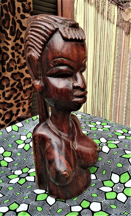 Carving - 木 - buste femme africaine - 刚果 
