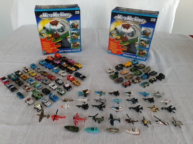 Details about   Micro Machines  "SHARK HUNTERS HELICOPTER"  Vintage 1995 LGT
