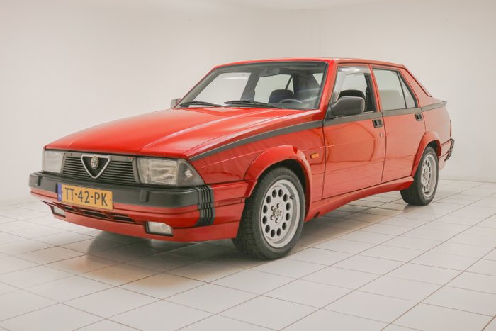 Alfa Romeo - 75 3.3 Savali V6 America - 1988