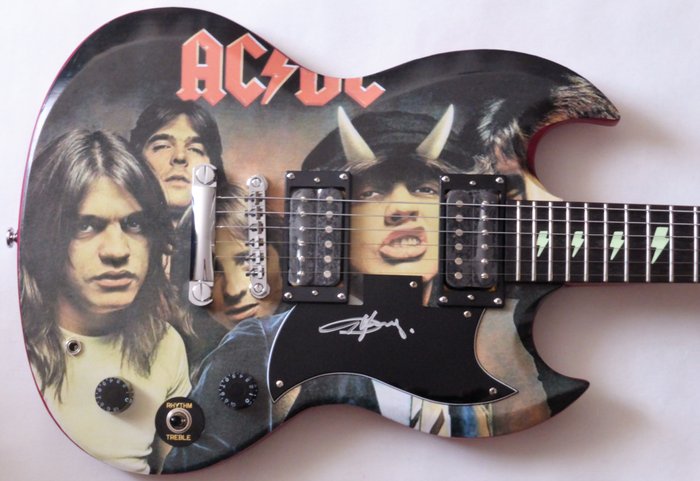 Epiphone - SG - AC/DC - 电吉他 - 由Angus Young签名的护板