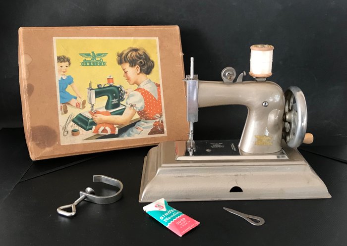 Casige - Máquina de costura de brinquedo Casige - 1940-1949 - Alemanha