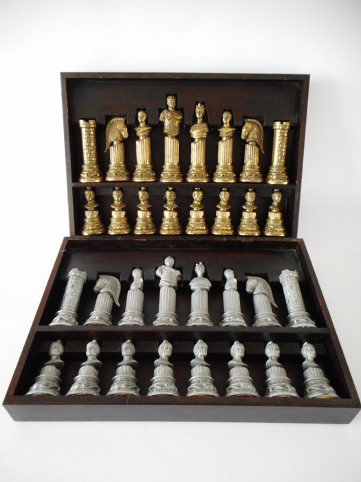 Hardheid het winkelcentrum Rudyard Kipling antiek schaakspel Onderbreking Scheur
