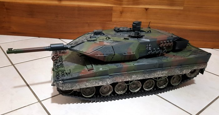 Hobby Engine - Serbatoio RC "German Leopard 2A5" in scala 1:16 - 2000-Presente
