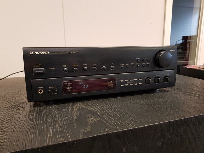 Pioneer SX-304RDS with remote control