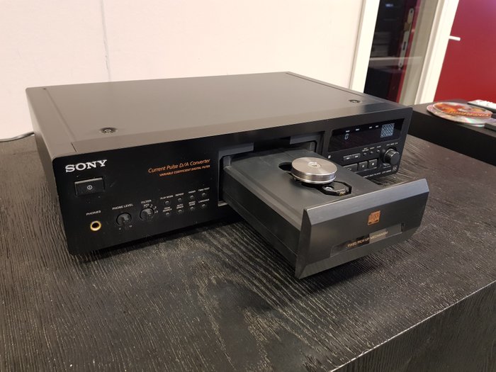 Sony - CDP-XB920 QS - CD spiller