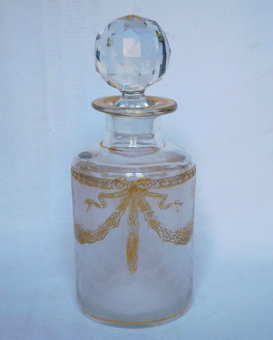 Saint Louis - flacon of liquor / liquor Louis XVI style gilded - Crystal