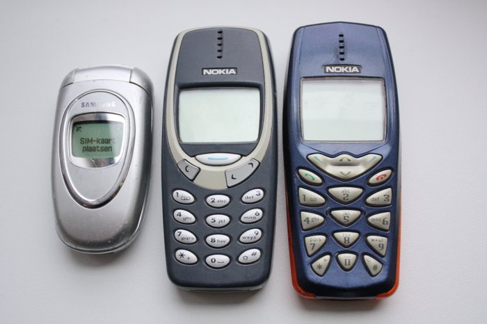 Lot of 3 vintage feature Phones: Nokia 3310 & 3510, Samsung X460 - With chargers