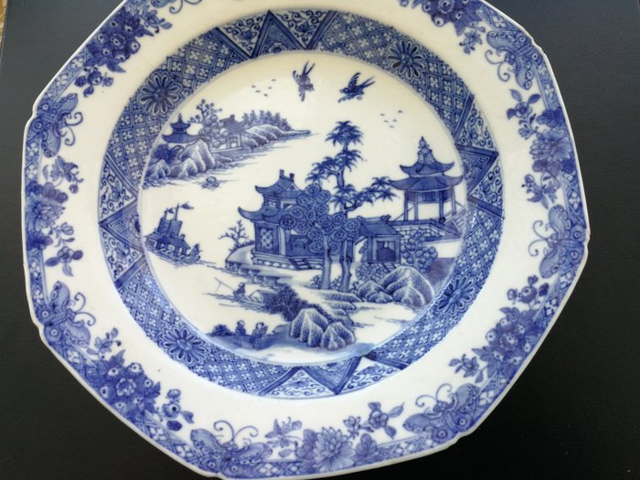 中國瓷盤藍白 (1) - 瓷器
