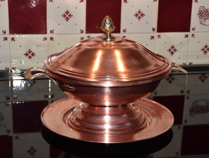 Jean Paul Thevenot, meilleur ouvrier de France - Terrina antiga e bandeja picada 1, 9 kg - interior de cobre estanhado, cabo de bronze