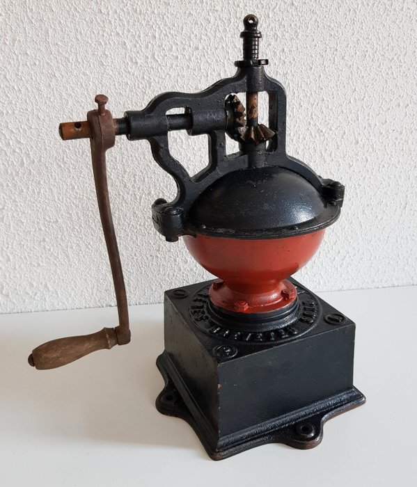 Peugeot Freres Brevetes - 與轉輪的大老咖啡研磨機 - 鐵（鑄／鍛）