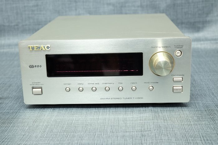 TEAC T-H300 AM/FM Stereo RDS Radio Tuner Reference 300 Series Hi-Fi. 