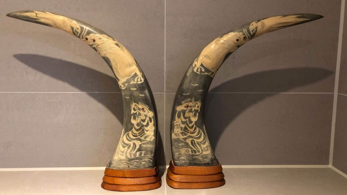水牛角 (2) - Buffalo horn - 虎与龙 - 泰国 - 20世纪下半叶