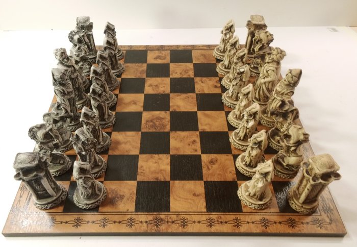 Chess set, 神秘主义 - 女巫 - 幽灵 - 暮光之城 - 塑料