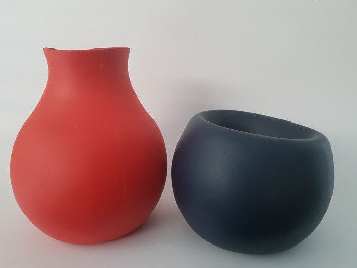 Henriette Melchiorse til Menu - 2 gummi vaser