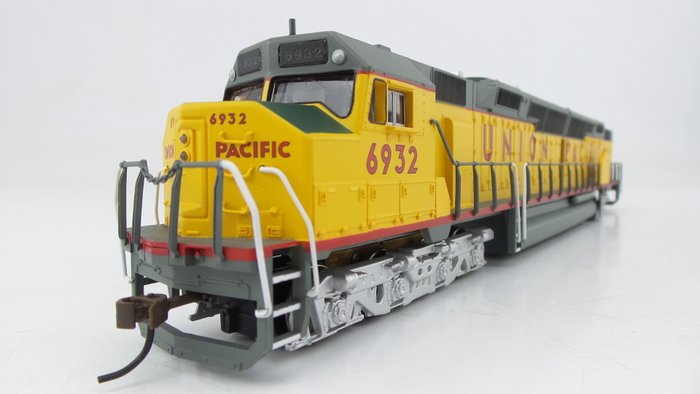 Bachmann H0 - 62101 - Lokomotywa spalinowa - EMD DDA40X - Union Pacific Railroad