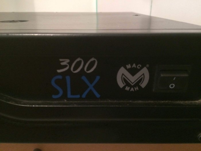 Mac Mah - SLX300 - Power amplifier