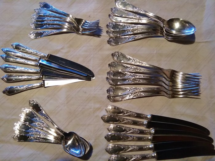 Cutlery set in silver 1000 by Novalux