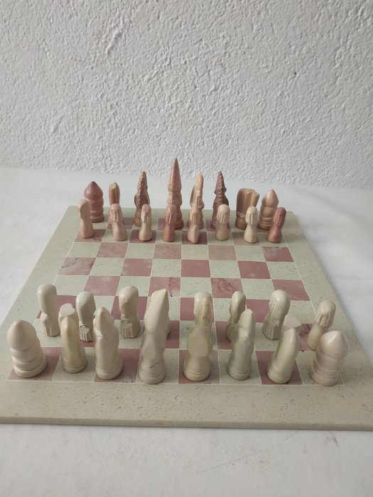 Chess set - Pink and white marble