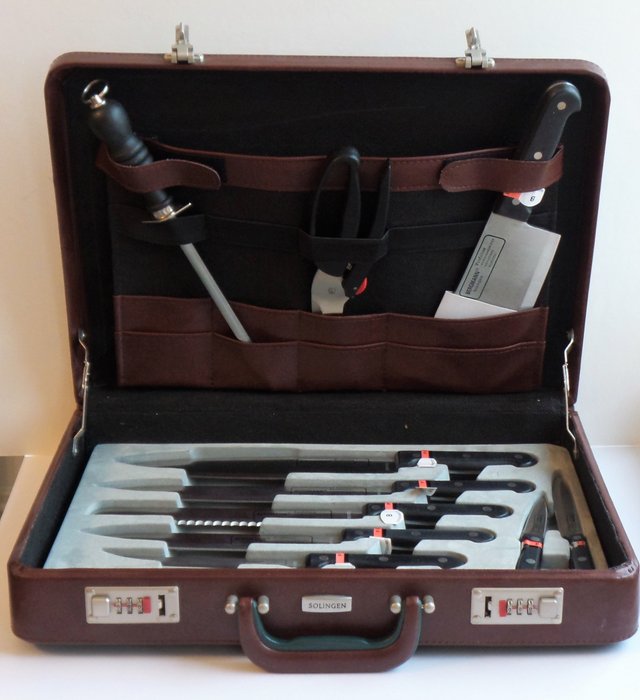 Bergmann - Kniv sitter i resväska - Stål (rostfritt stål)