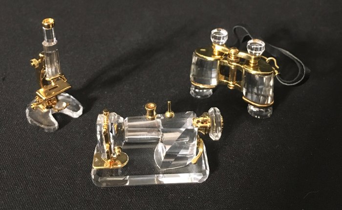 施华洛世奇缝纫机 - 双目 - 显微镜 - 水晶