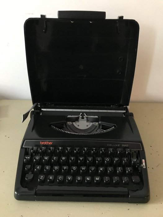 Brother deluxe 220 - Schreibmaschine