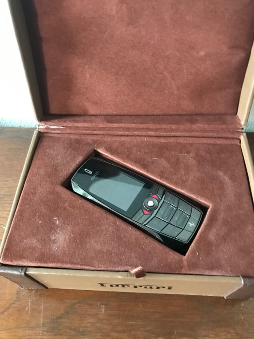 Vertu Ferrari Ascent TI RM 267V - Mobile phone - In original sealed box
