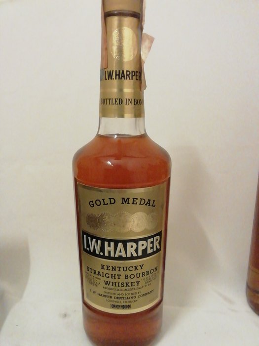 I.W Harper - Bourbon - b. Jaren 1970 - 75cl
