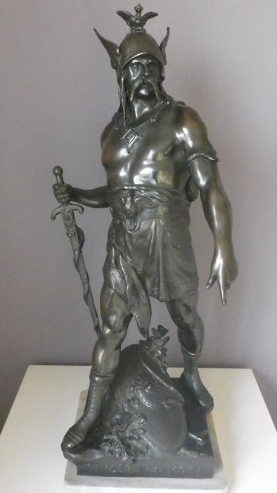 Emile Louis Picault (1833-1915) - Vincere aut mori - large statue of Vercingetorix - Spelter - late 19th century