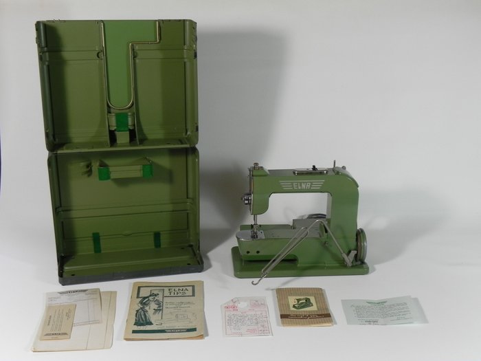 Máquina de costura Elna 1950 - Aço