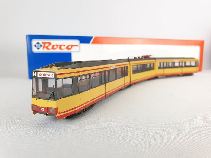 Roco H0 - 43170 - Straßenbahn - VBK Düwag Straßenbahn GT8-100C/2S