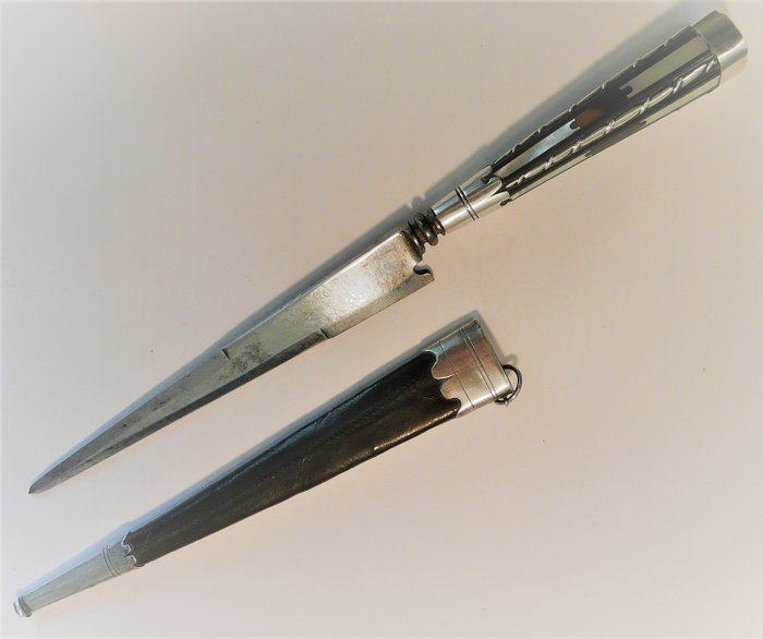 Corsican Vendetta Knife  - Steel Blade & Silver Grip - 18th century