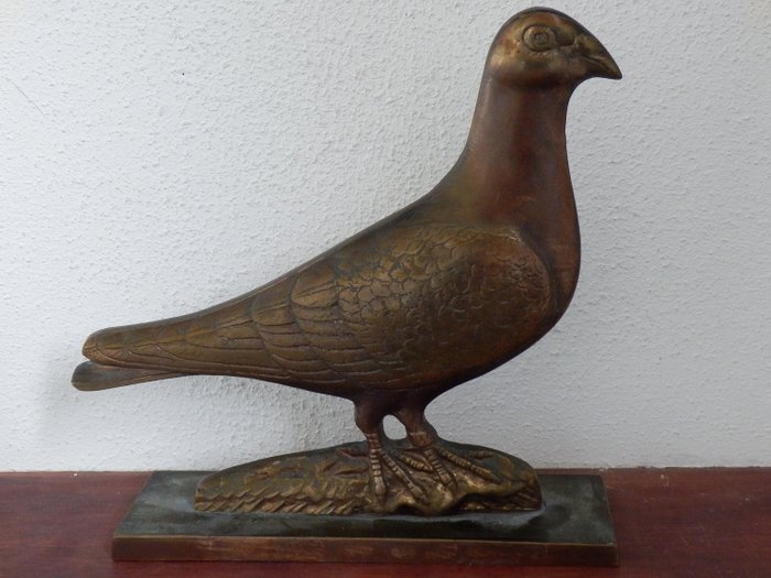鸽子雕塑 - 黄铜色