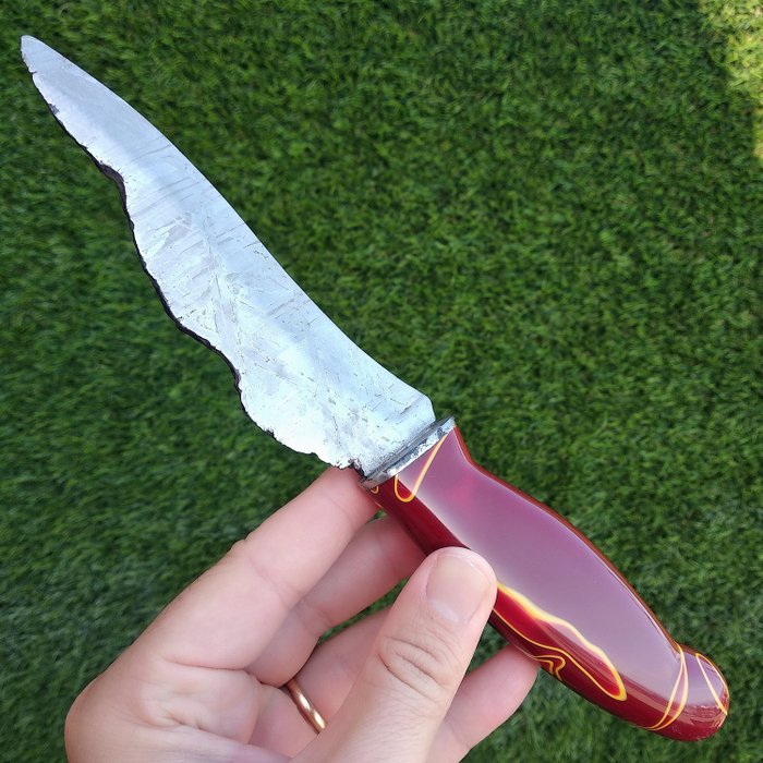 KNIFE made with SEYMCHAN METEORITE. Handmade. - 136 g