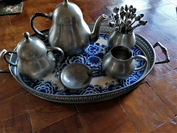 Meeuws en Zoon Den Haag - Komplettes Tee-Set aus Zinn (6) - Neoklassizistisch - Hartzinn/ Zinn