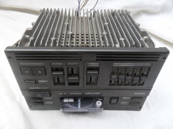 Car radio cassette player for Renault Alpine R 25 V6 - Philips AC955/52 - 1980