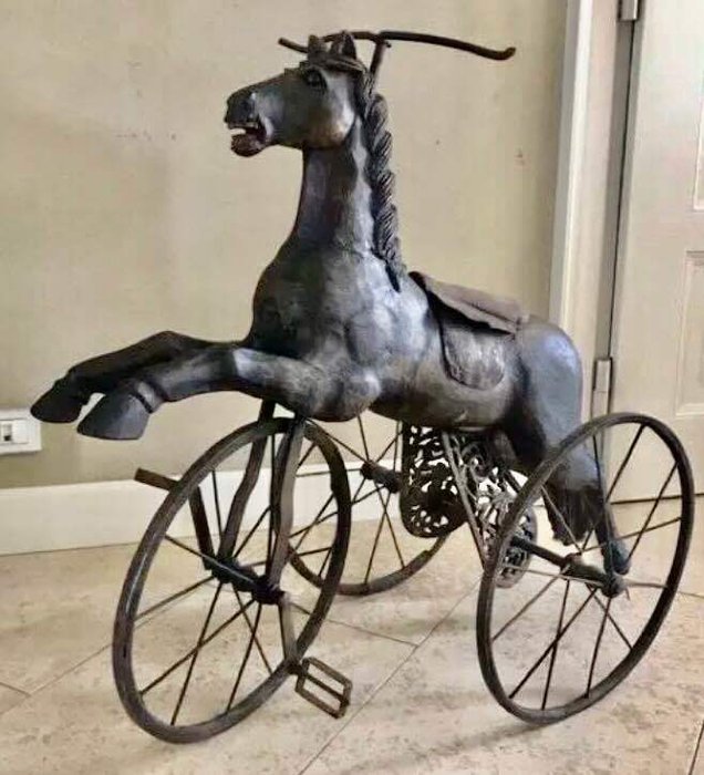 Antikk trehjulssykkel med ponni - Original museumsleketøy - Tre - Andre halvdel av 1800-tallet