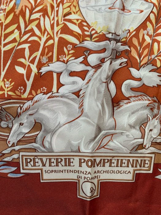 Hermès - Raro e ricercato Hermes ‘Reverie Pompeienne’  con Il patrocinio dellla Sovrintendenza Pompei  Cachecol, Echarpe