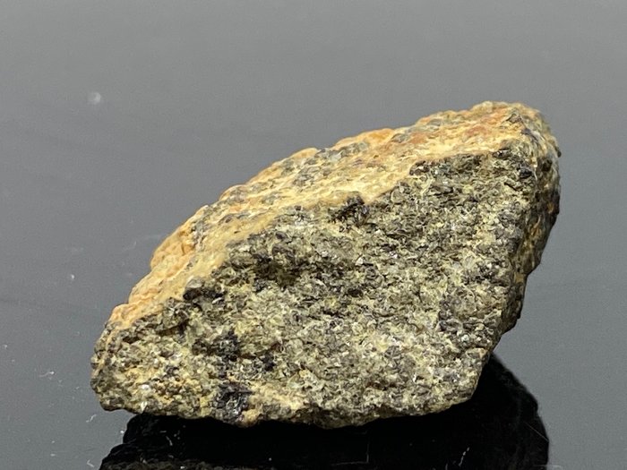 Mars Meteorite, NY KLASSIFIKASJON NWA 13257 SHERGOTITA del - 9.12 g