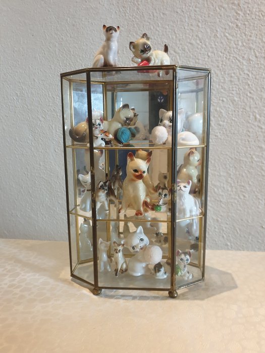 Vaga International  - Porcelain kitten collection (16) - Brass, Glass, Porcelain