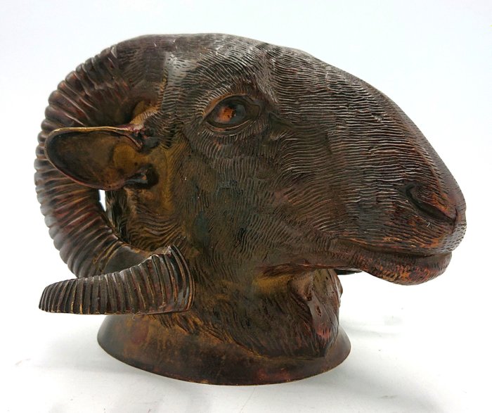 Imponerende Rams Head - Bronse (patinert) - Første halvdel av 1900-tallet
