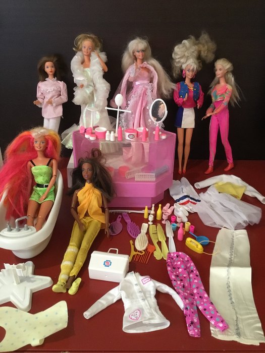 Mattel - 80s and 90 accessories Barbie Group