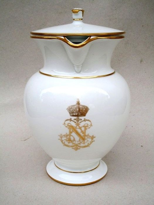 Manufacture Impériale de Sèvres 1855 - Sèvres porcelænstjeneste af kejser Napoleon III stor afkokspotte (1) - Napoleon III-stil - Porcelæn