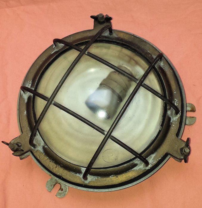 Industria Rotterdam Industrial Cage, Industrial Cage Lamp