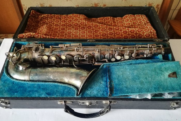 Henri Selmer Paris - Model 22 - Alto saxophone - France - 1925