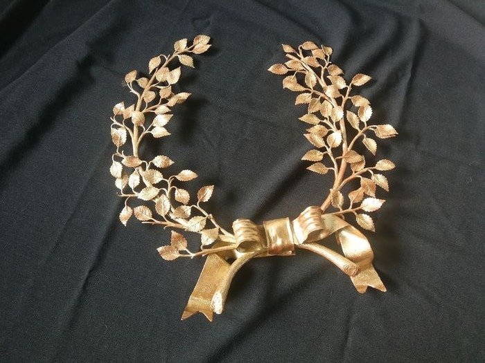 Large gold plated metal wreath (laurel wreath) with bow - ca. 50cm D